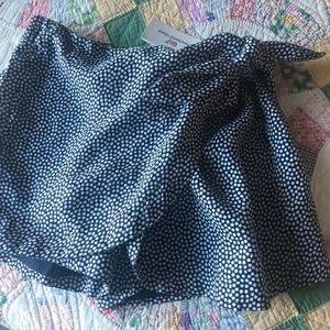 Vineyard Vines Skort XXS runs BIG